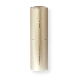 Perfect Renew 3X Signature Serum, retinol serum that makes you have dewy skin and reveal skin radiance.